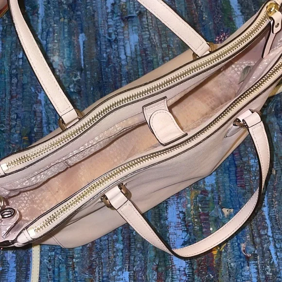 Kate Spade Pale Pink Large Tote - Picture 7 of 15